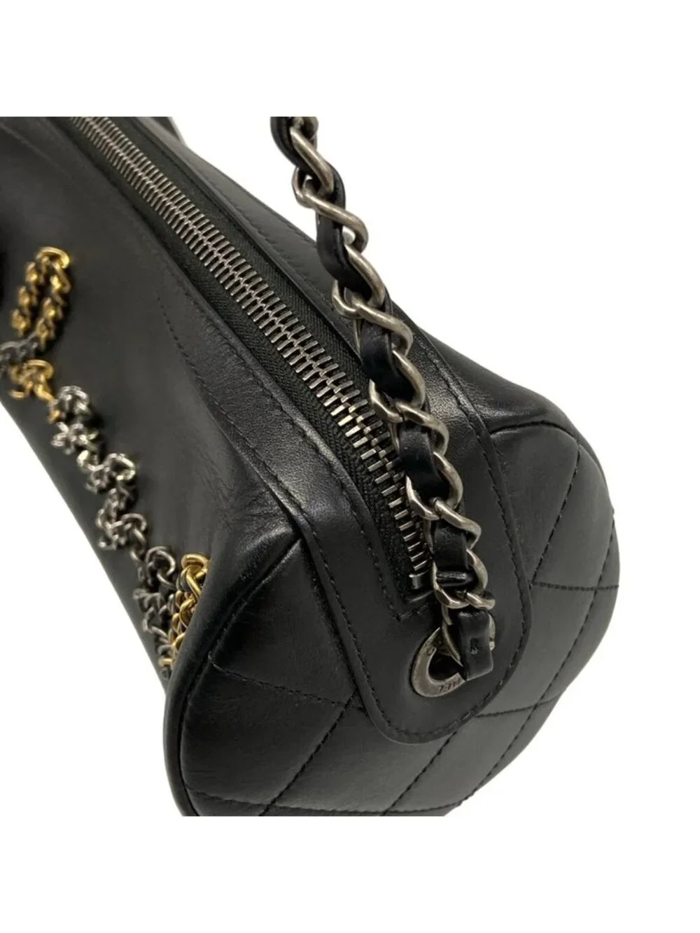Chanel Shoulder Bag Black Chain Logo